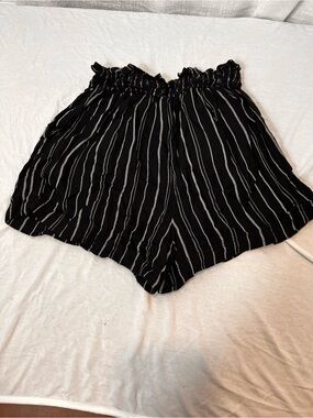 Hollister Black Shorts with White Vertical Stripes SIZE XSMALL